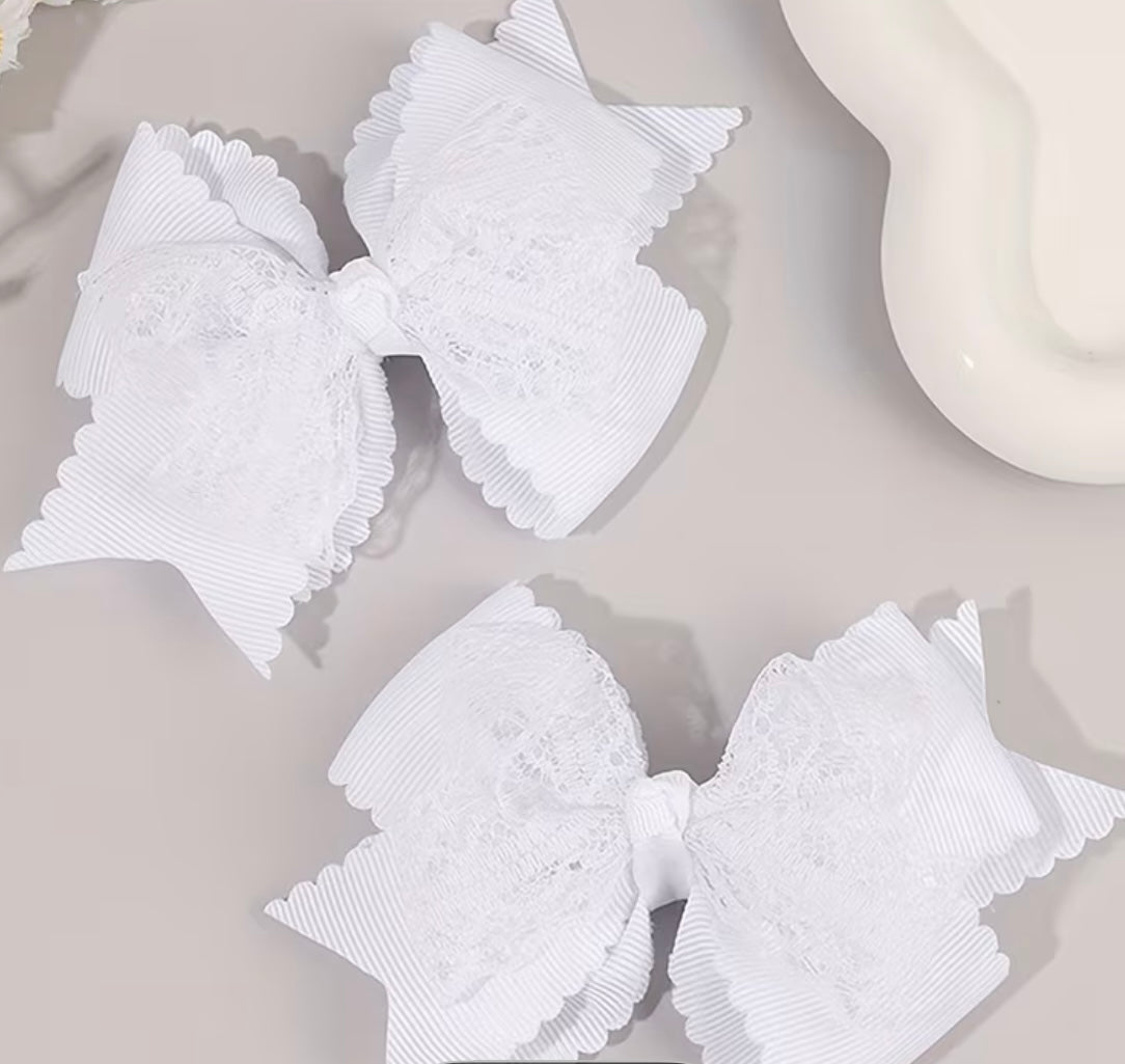 White hair bow