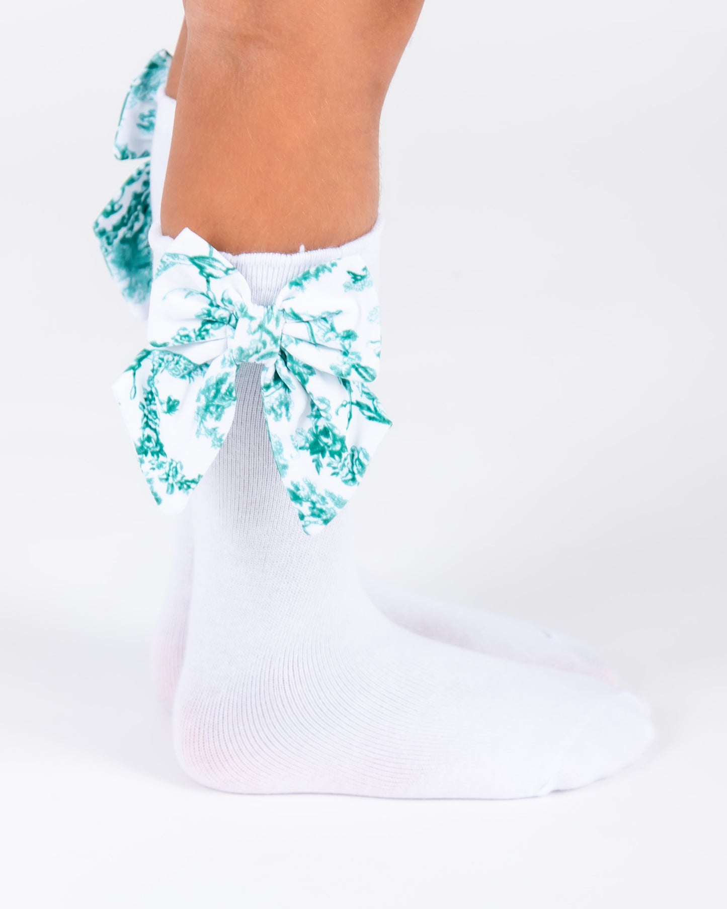 Noel Toile Bow Socks